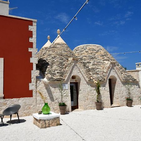 Lamarossa Trulli & Suites Antonelli Exterior foto