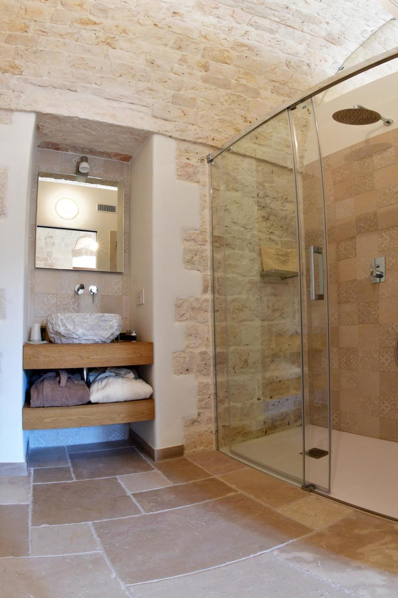 Lamarossa Trulli & Suites Antonelli Exterior foto