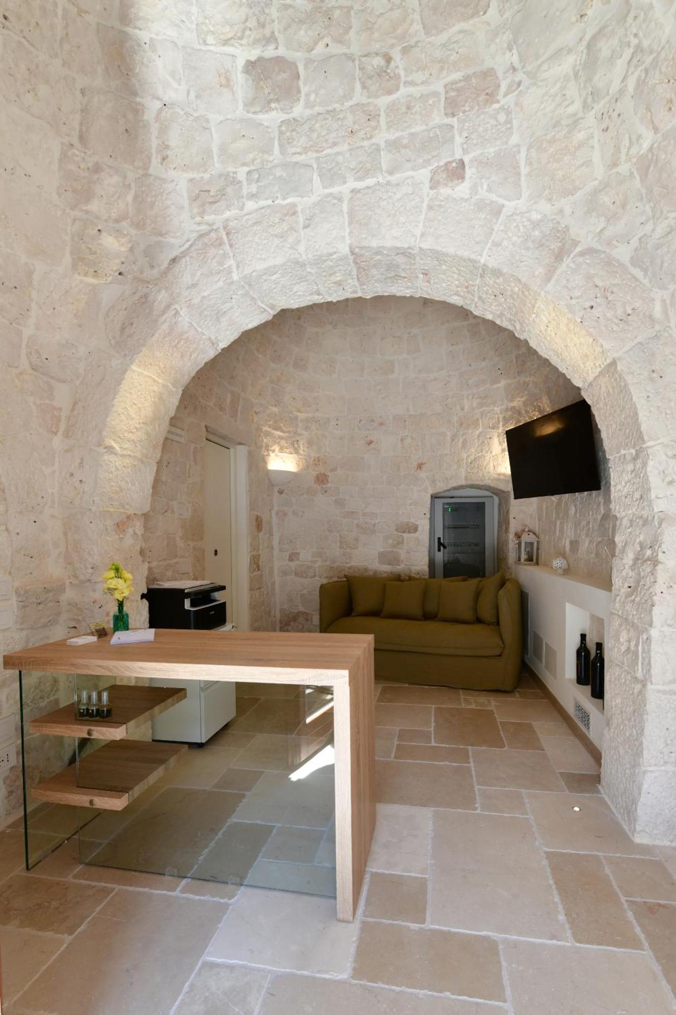 Lamarossa Trulli & Suites Antonelli Exterior foto